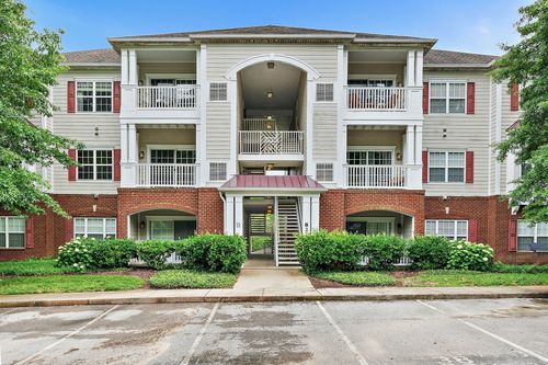 10-8221 Lenox Creekside Dr, Antioch, TN, 37013-4657 | Card Image