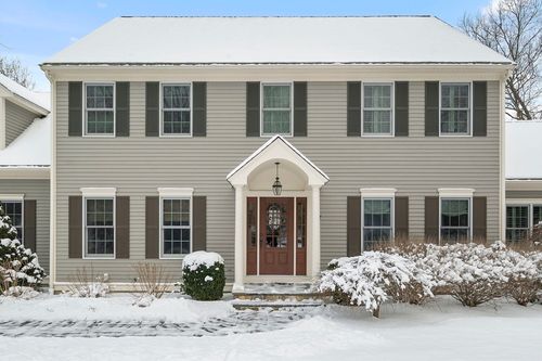 7 Birch Bark Rd, Medway, MA, 02053 | Card Image