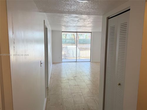 a-103-482 Nw 165th Street Rd, Miami, FL, 33169-6460 | Card Image