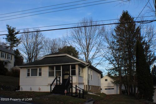 175 N Pioneer Ave, Shavertown, PA, 18708-1029 | Card Image