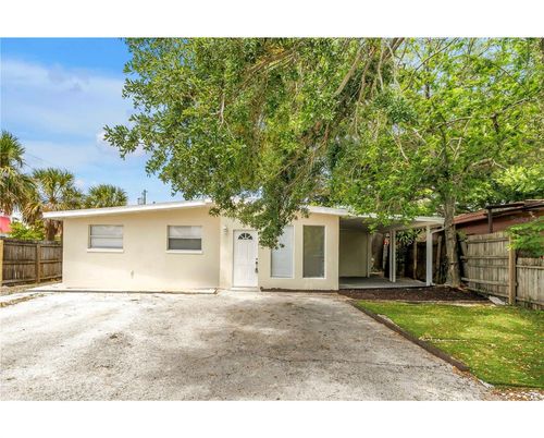 110 Ne Monroe Cir N, ST PETERSBURG, FL, 33702-7546 | Card Image