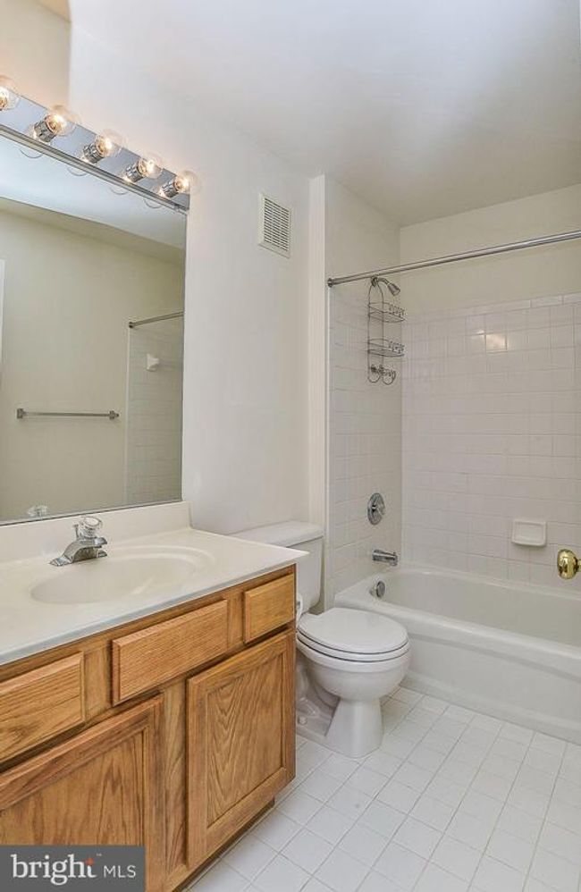 6028 Madison Overlook Ct, Townhouse with 3 bedrooms, 4 bathrooms and null parking in FALLS CHURCH VA | Image 10