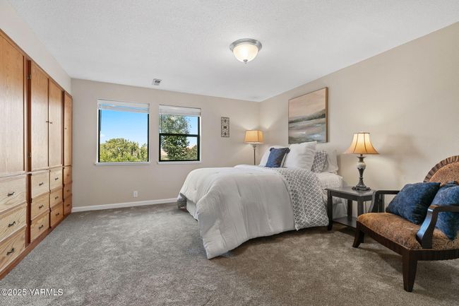 Daylight Basement Bedroom | Image 34