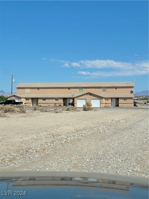 200 Mount Charleston Drive, Pahrump, NV, 89048 | Card Image