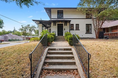2532 6th Ave, Fort Worth, TX, 76110-2514 | Card Image
