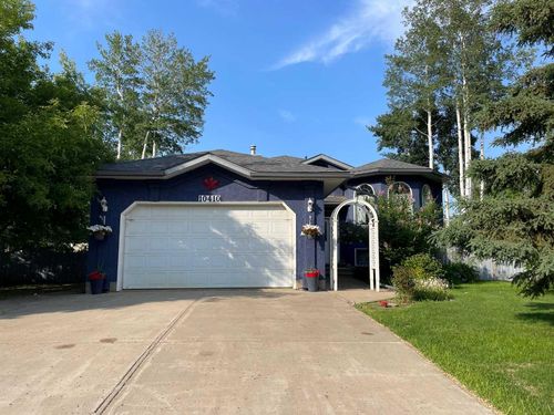 10410 Chinchaga Dr, High Level, AB, T0H1Z0 | Card Image