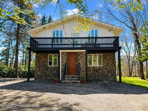 5130 Navajo Pl, Tobyhanna, PA, 18466-8062 | Card Image