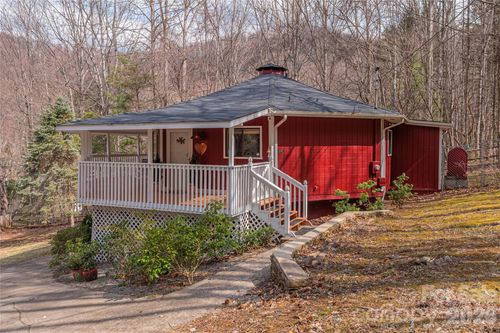 500 Apple Tree Ct, Waynesville, NC, 28786-5451 | Card Image