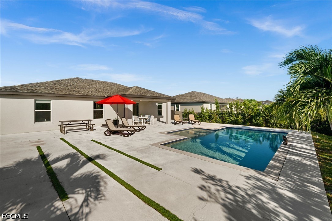 Residential Lease in Cape Coral 4
