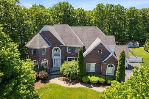 12 Ronald C Meyer Dr, North Attleboro, MA, 02760-2739 | Card Image
