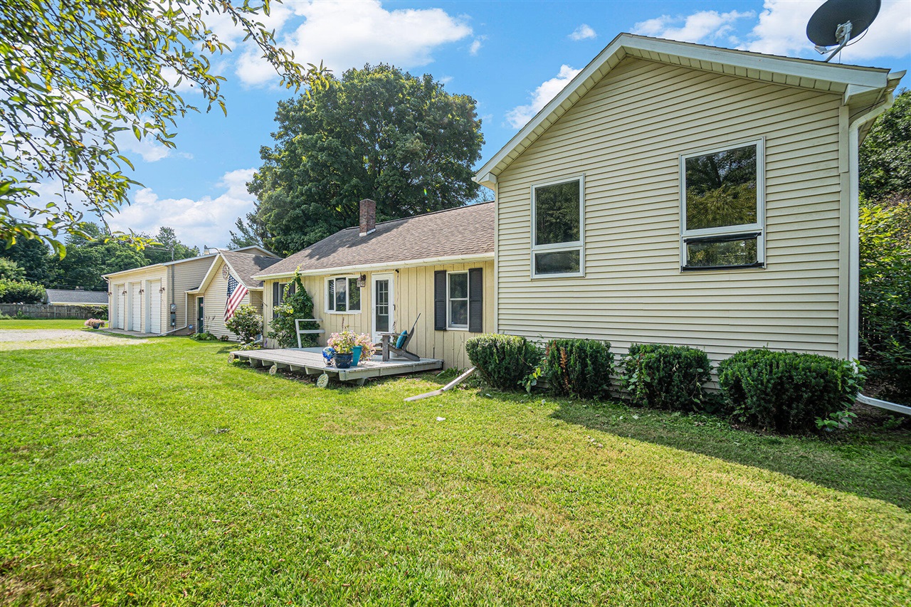 County Road 380 , South Haven, MI 49090