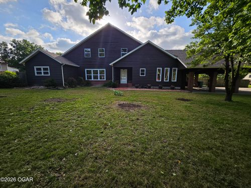 1011 3rd St, Monett, MO, 65708-1481 | Card Image