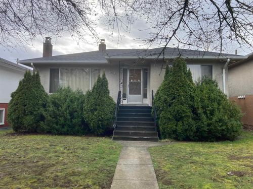 3662 E 25th Ave, Vancouver, BC, V5R1K5 | Card Image