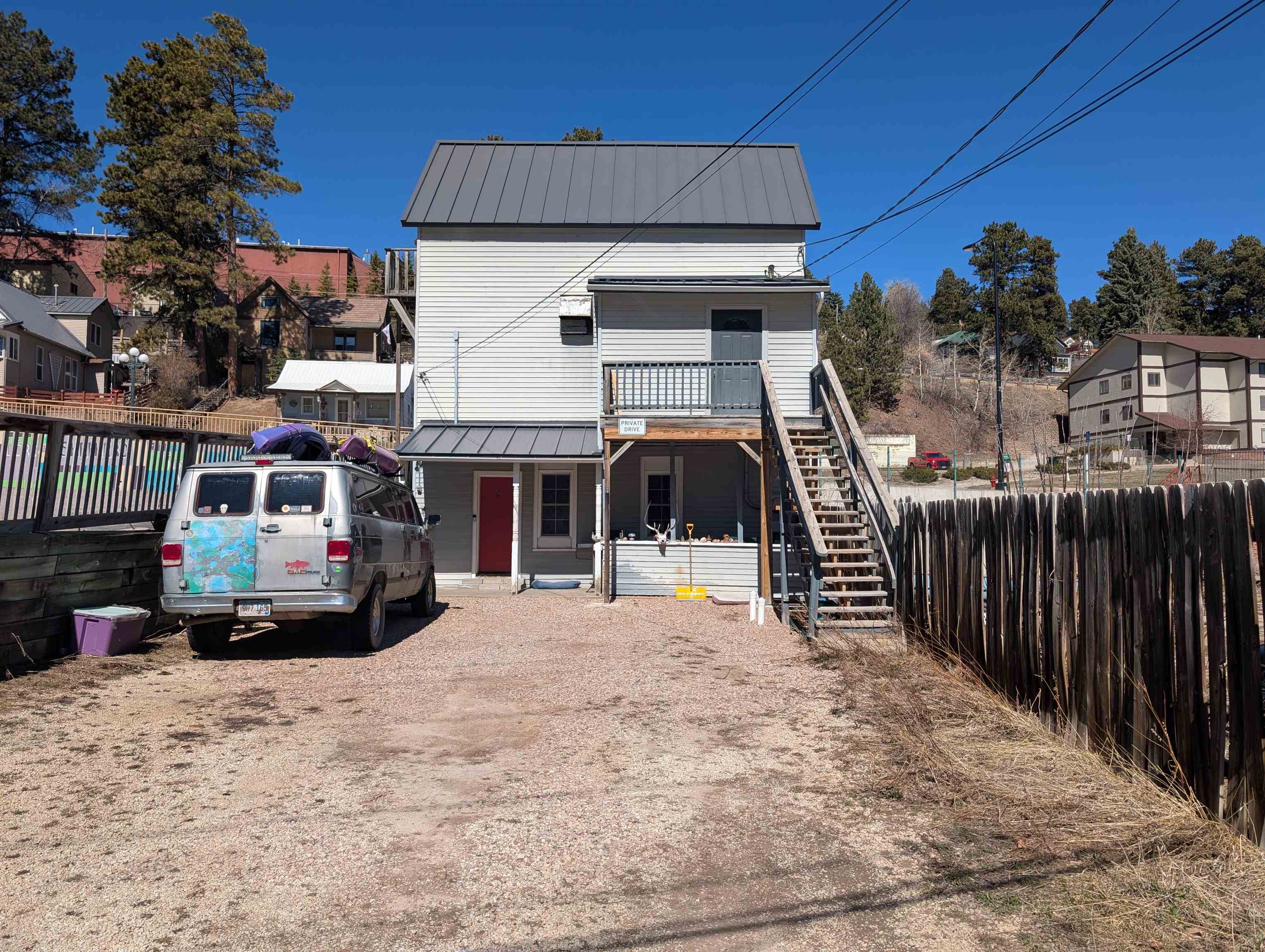 Commercial Lease in Lead 2