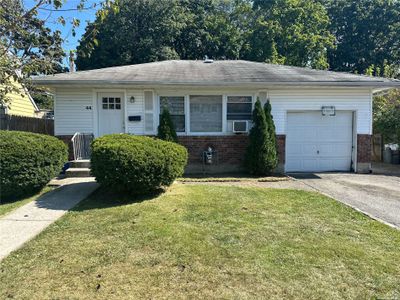 44 Harriet Avenue, House other with 3 bedrooms, 1 bathrooms and null parking in Hempstead NY | Image 1