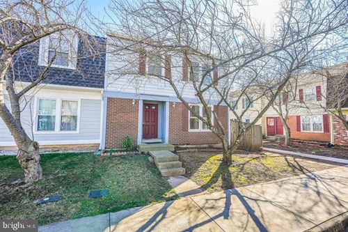 9158 Kershaw Ct, MANASSAS, VA, 20110-4263 | Card Image