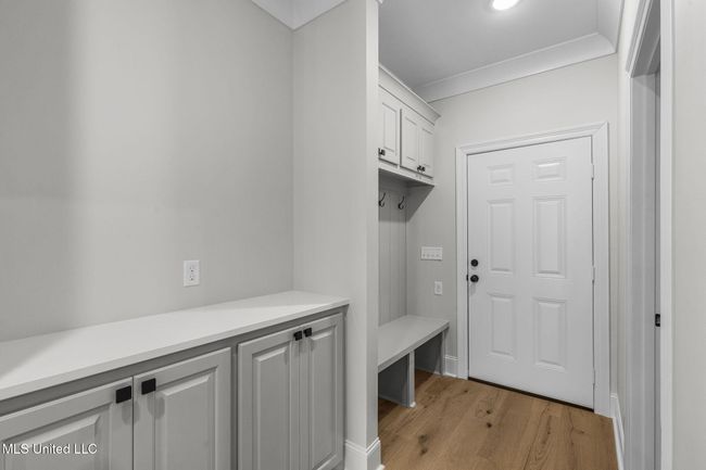 38-web-or-mls-202 Lizzy-32 | Image 29