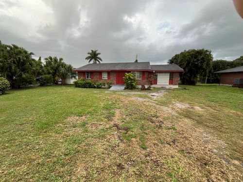 749 S Main St, Belle Glade, FL, 33430-4201 | Card Image