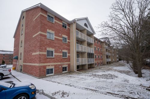 103-310 Kingsdale Avenue, Kingston, ON, K7M8S1 | Card Image