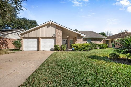 9730 Wickenburg Dr, Houston, TX, 77031-3129 | Card Image