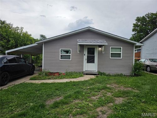 436 Southard Pl, South Roxana, IL, 62087-1559 | Card Image