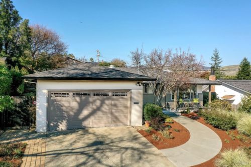 829 Las Pavadas Ave, San Rafael, CA, 94903-3309 | Card Image