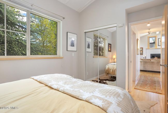 12 June Creek Rd, Home with 3 bedrooms, 3 bathrooms and null parking in Edwards CO | Image 21