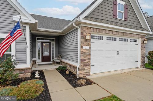 33 Waterside Dr, BRIDGEVILLE, DE, 19933-2445 | Card Image