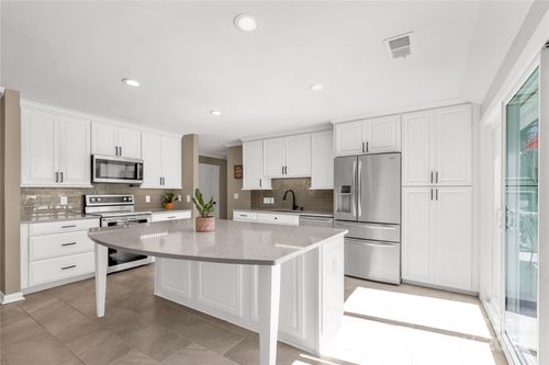 22 Honeysuckle Ln, Lake Wylie, SC, 29710-9003 | Card Image