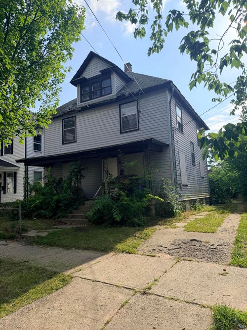 655 Dolbee Ave Se, Grand Rapids, MI, 49506-2655 | Card Image