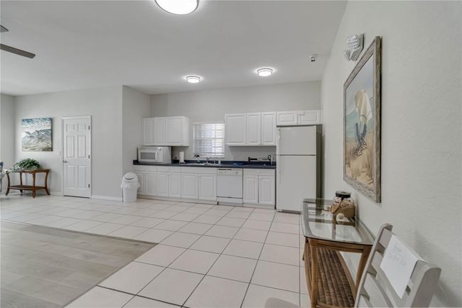 102 - 6339 Bay Cedar Ln, Condo with 2 bedrooms, 2 bathrooms and null parking in BRADENTON FL | Image 34