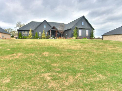 53 N Oaks Rd, Harrah, OK, 73045-9617 | Card Image