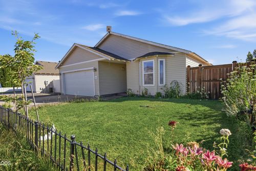 316 Center Ridge Dr, Culver, OR, 97734-1501 | Card Image