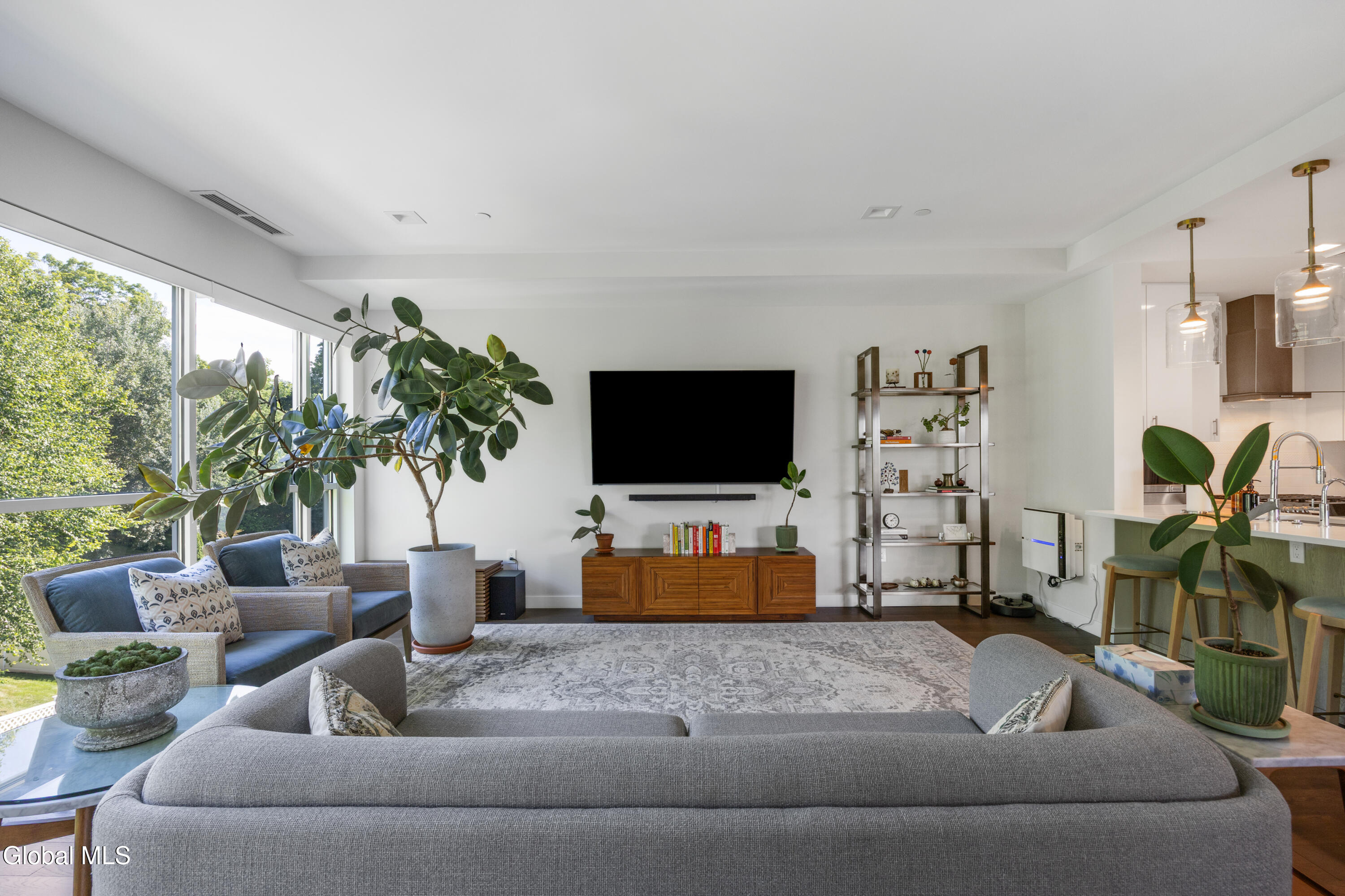 Residential in Saratoga Springs, Inside 4