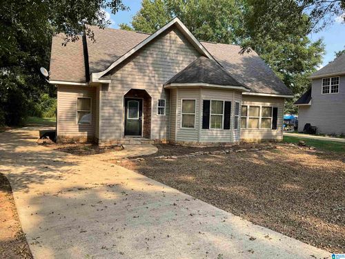 450 8th Ave Sw, CHILDERSBURG, AL, 35044-1816 | Card Image
