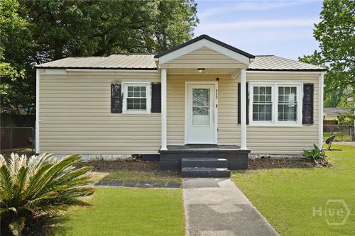 2109 E 56th St, savannah, GA, 31404-5101 | Card Image