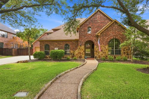 708 Bluffwood Ave, McKinney, TX, 75072-8370 | Card Image