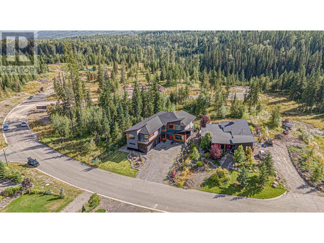 4 Sunset Lane, House other with 6 bedrooms, 6 bathrooms and 3 parking in Fernie BC | Image 10