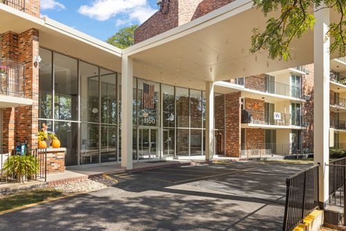 apt-1a-1150 E Jackson St, Lombard, IL, 60148-3725 | Card Image