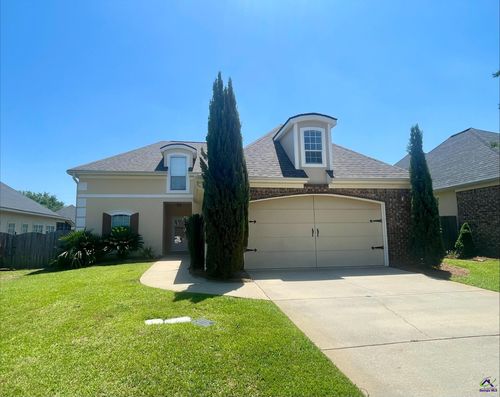 111 Huntington Way, Centerville, GA, 31028-8514 | Card Image