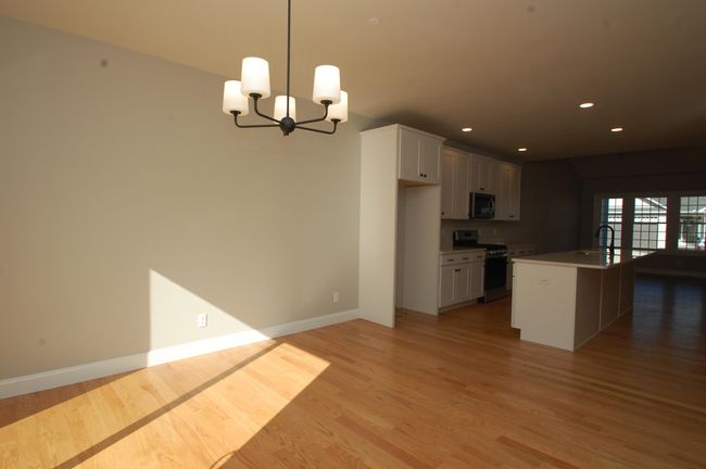 1D - 8 Sheffield St, Condo with 2 bedrooms, 3 bathrooms and null parking in Hudson NH | Image 4