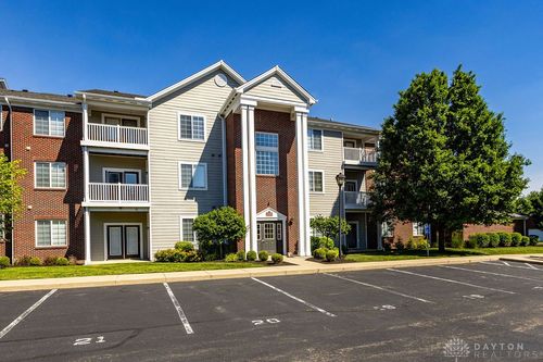 205-2295 Pinnacle Ct, Fairborn, OH, 45324-9522 | Card Image