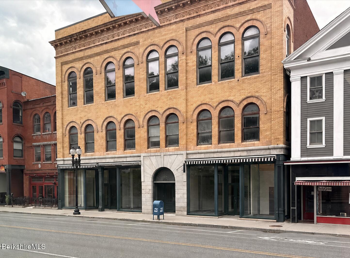 45 Park St, Adams, MA 01220