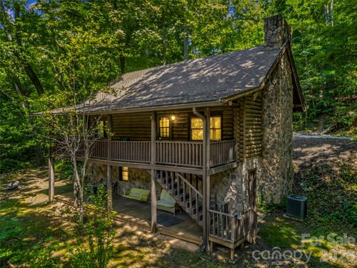 286 Harris Rd, Lake Lure, NC, 28746-9750 | Card Image
