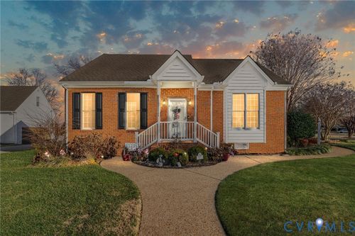 300 Lighthouse Pointe, North Prince George, VA, 23860-8250 | Card Image