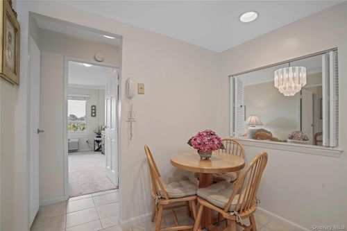 apt-708-500 High Point Dr, Hartsdale, NY, 10530-1121 | Card Image