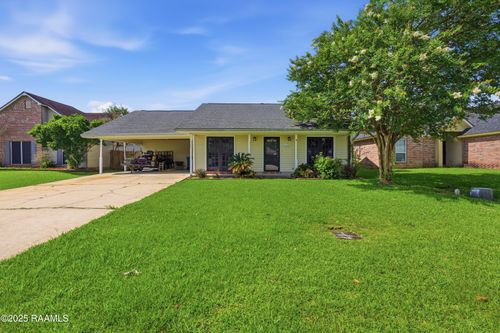122 Ocho Rios Ln, Scott, LA, 70583-5413 | Card Image