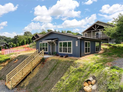 177 Carsen Loop, Waynesville, NC, 28785-0037 | Card Image