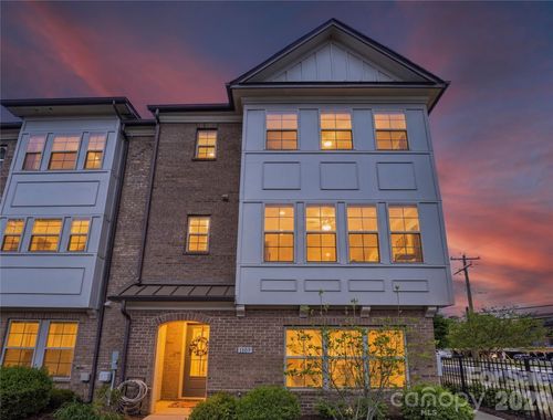 1105 Towns Hill Way, Charlotte, NC, 28209-3077 | Card Image
