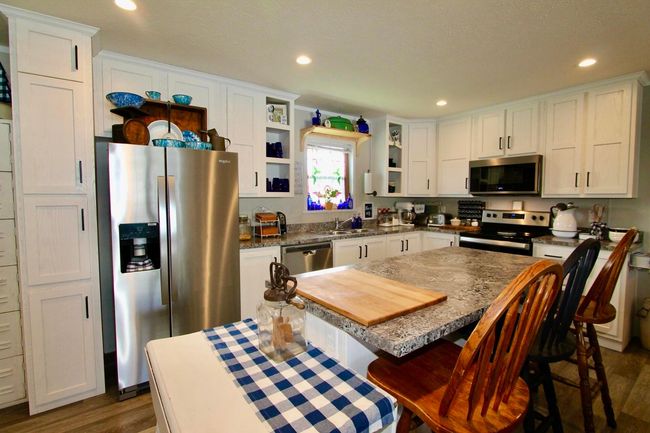 108 Richard Dr, Home with 4 bedrooms, 2 bathrooms and null parking in Pataskala OH | Image 7